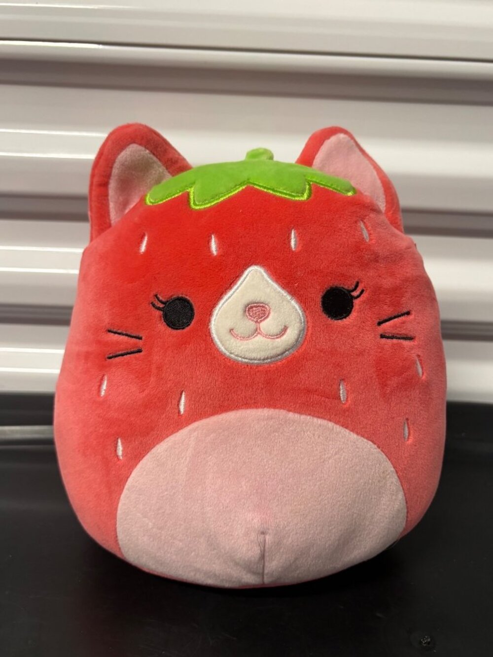 Squishmallows Strawberry Olma Cat Plush Toy 8" Red & Green Fruit Animals Squad